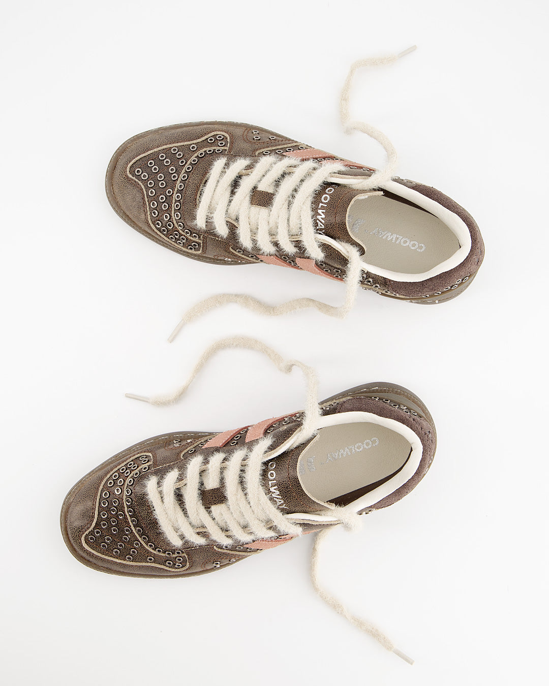 Goal Brown Rebel