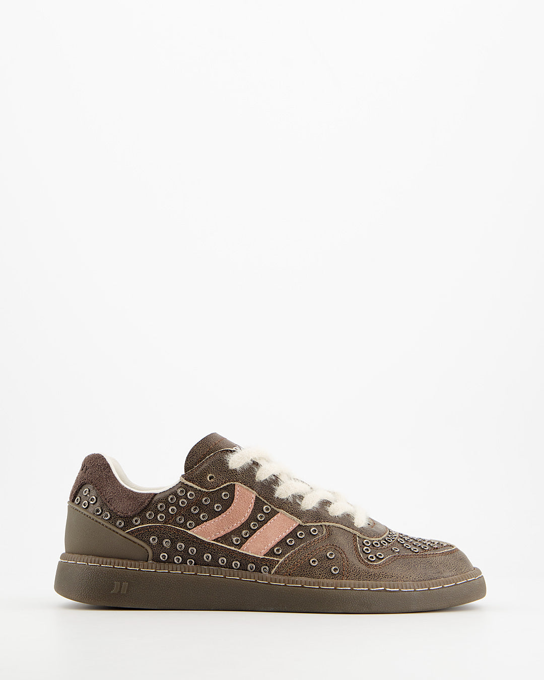 Goal Brown Rebel