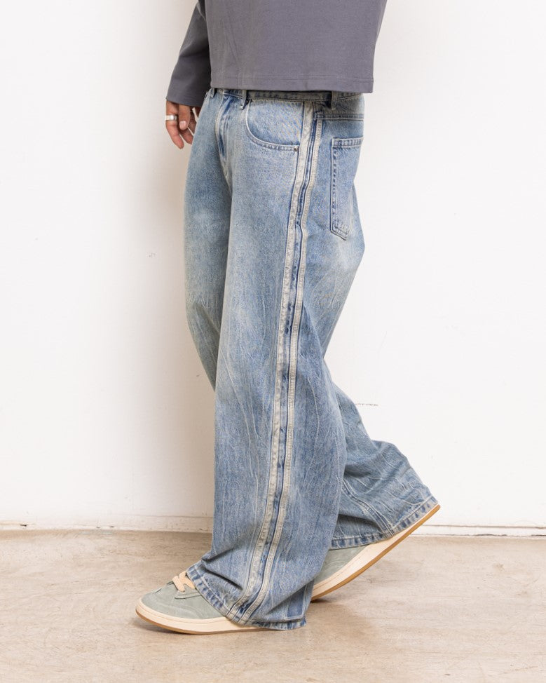 Loose Navy Jeans