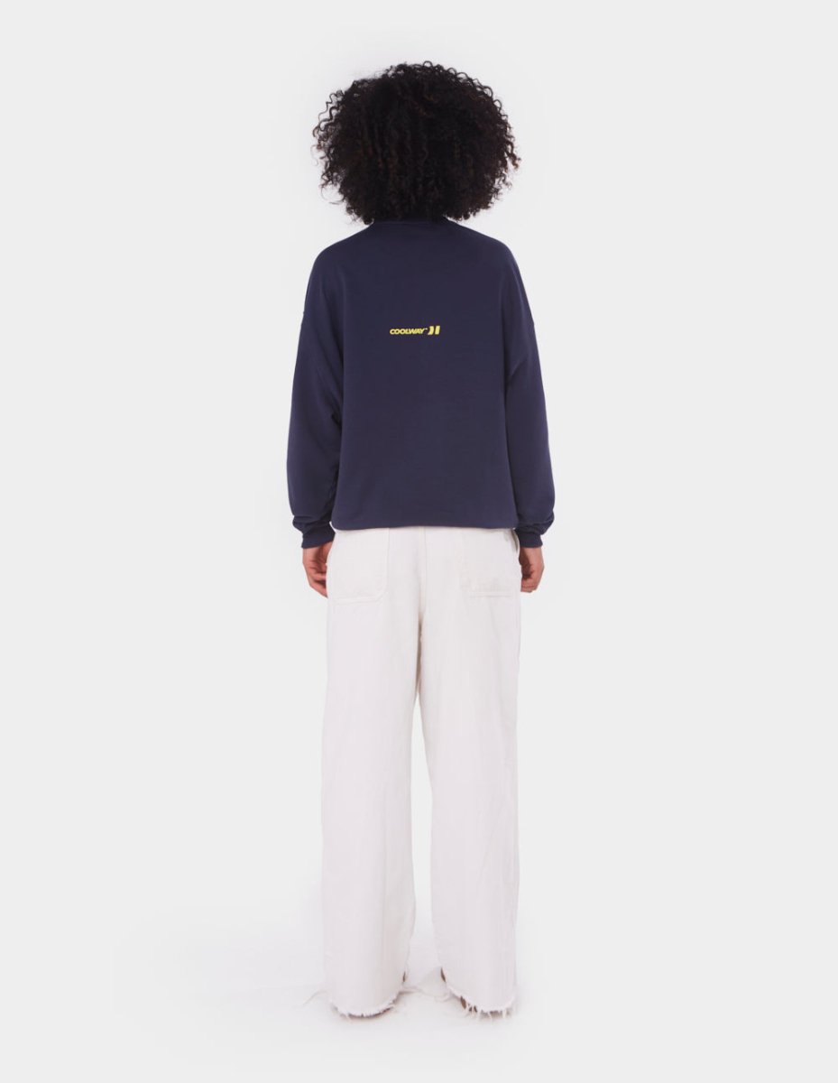 Straight Navy Crewnceck